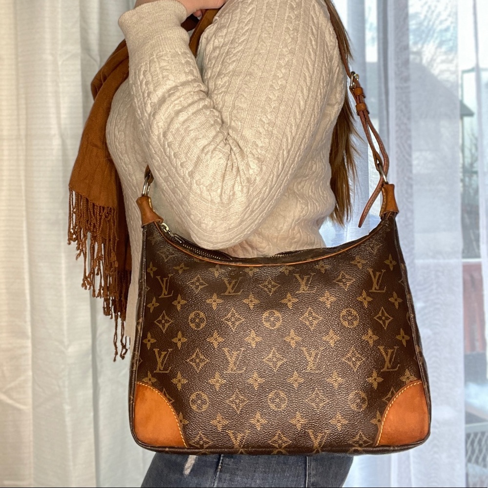 Authentic Louis Vuitton Monogram Boulanger Shoulder Bag